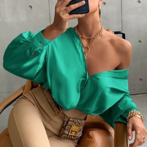 Button down Bishop Sleeve Shirt Blouse Green - Picture 1 of 6